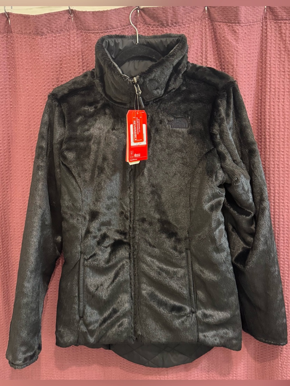 The North Face Women's Black Quilted Puffer Jacket - Picture 3 of 5